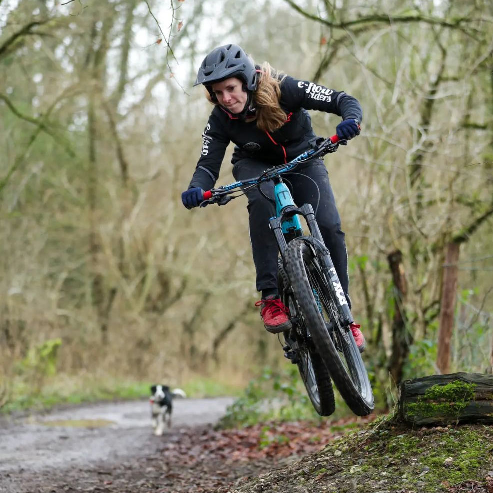 Alexia Desile – Downhill/Enduro MTB rider